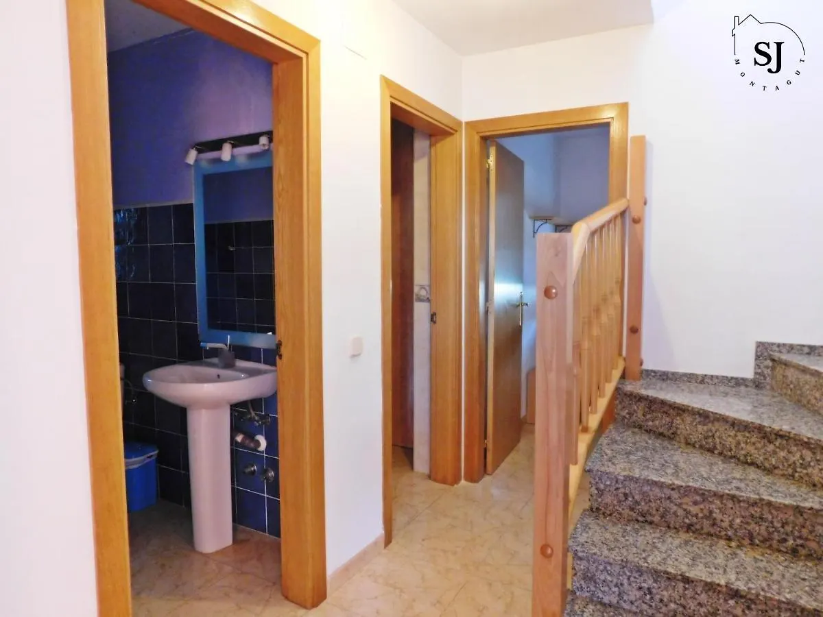 Agradable Casa Con Piscina En Les Tres Cales Villa